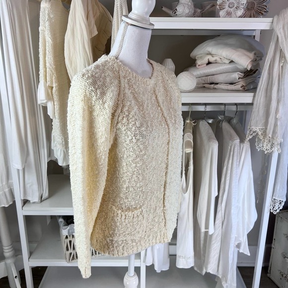 CHAUS women’s cream, popcorn, knit, sweater, size small, soft, feminine #1483 - Picture 4 of 8